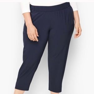 Talbots T Active UTF Crop, Navy 1Xp, Like NEW